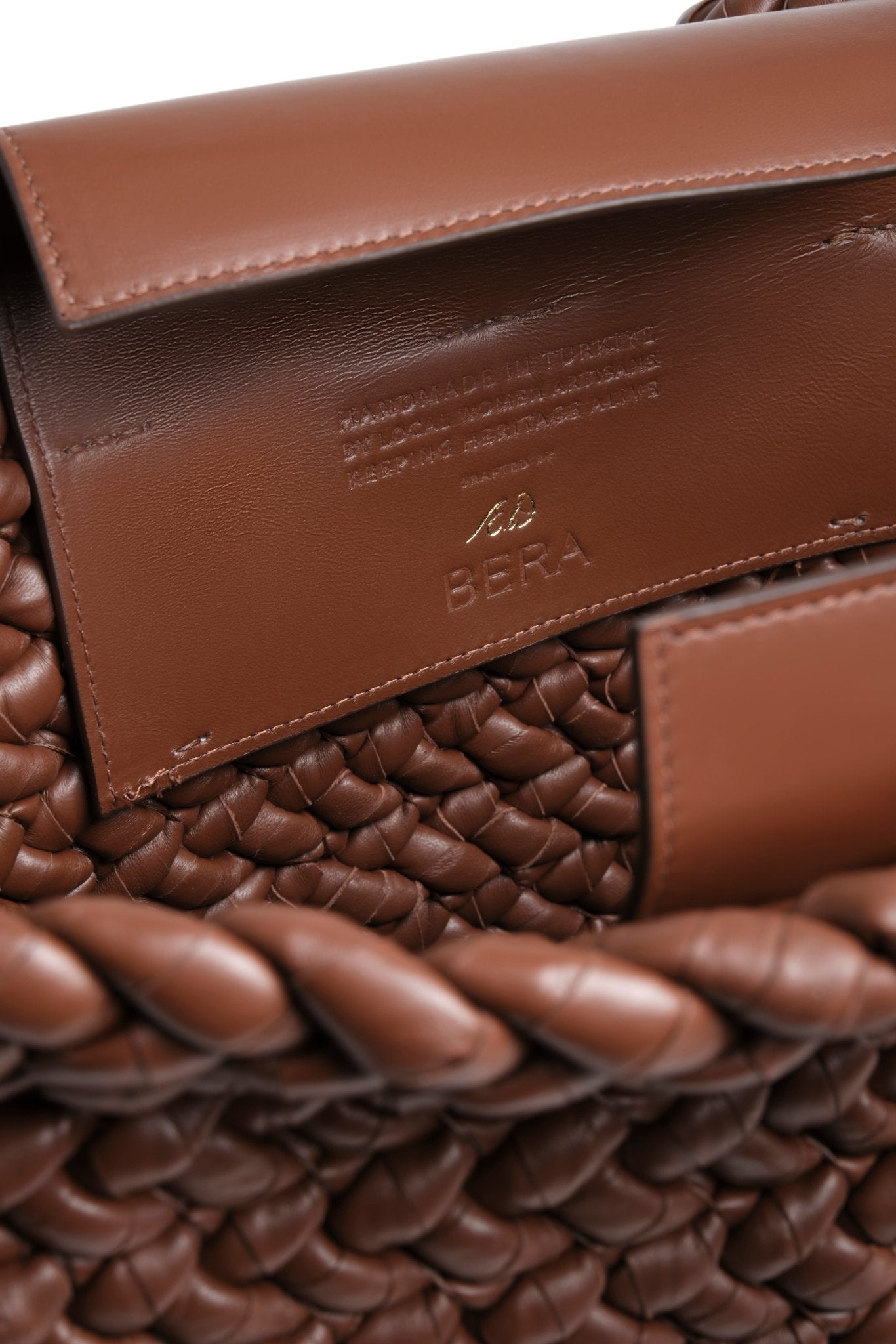 HANDCRAFTED MIRA BROWN - Bera Design